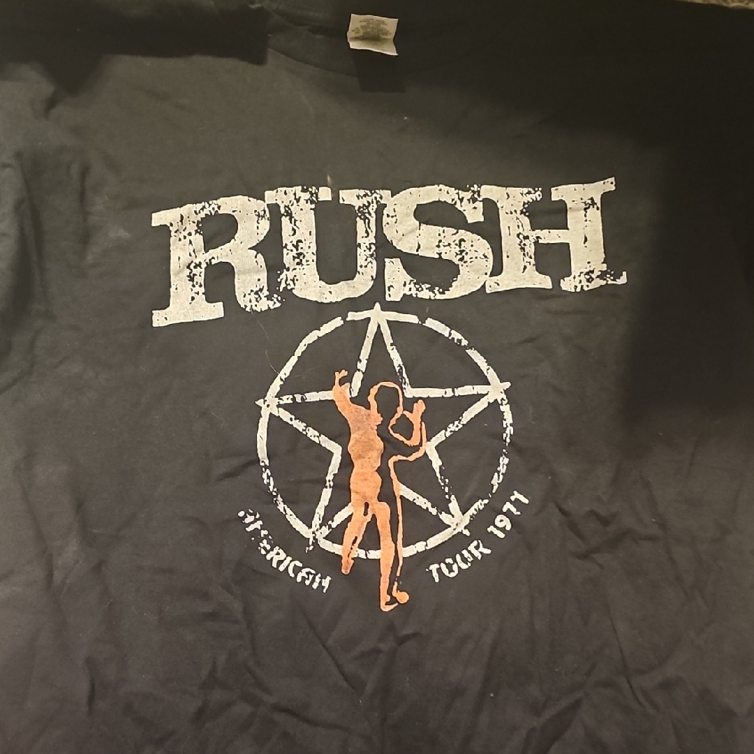 Black Graphic Tee  Short Sleeve